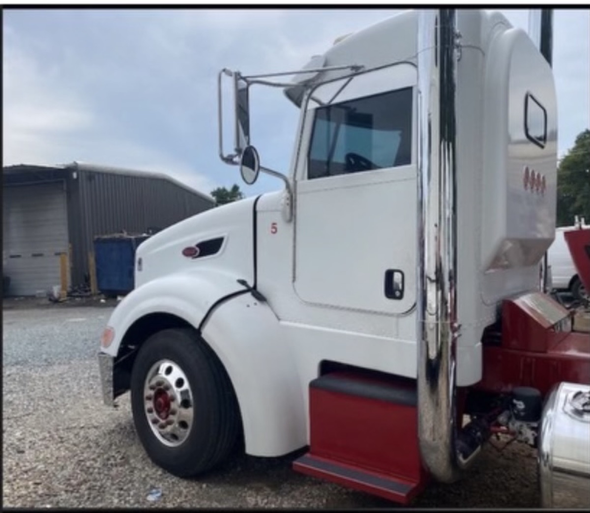 2008 Peterbilt 386 UltraCab Fat Boy — side